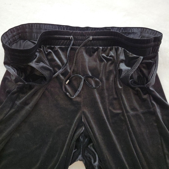 Torrid 4X Velvet Black Pull On Joggers Lounge Pants Soft Cozy Plus Size - Picture 7 of 12